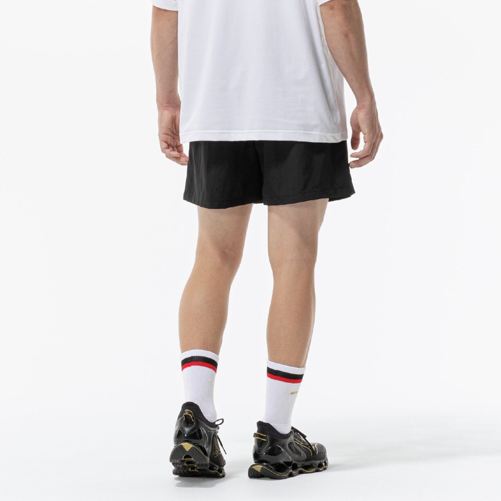 MORELIA WOVEN SHORTS – Mizuno Singapore