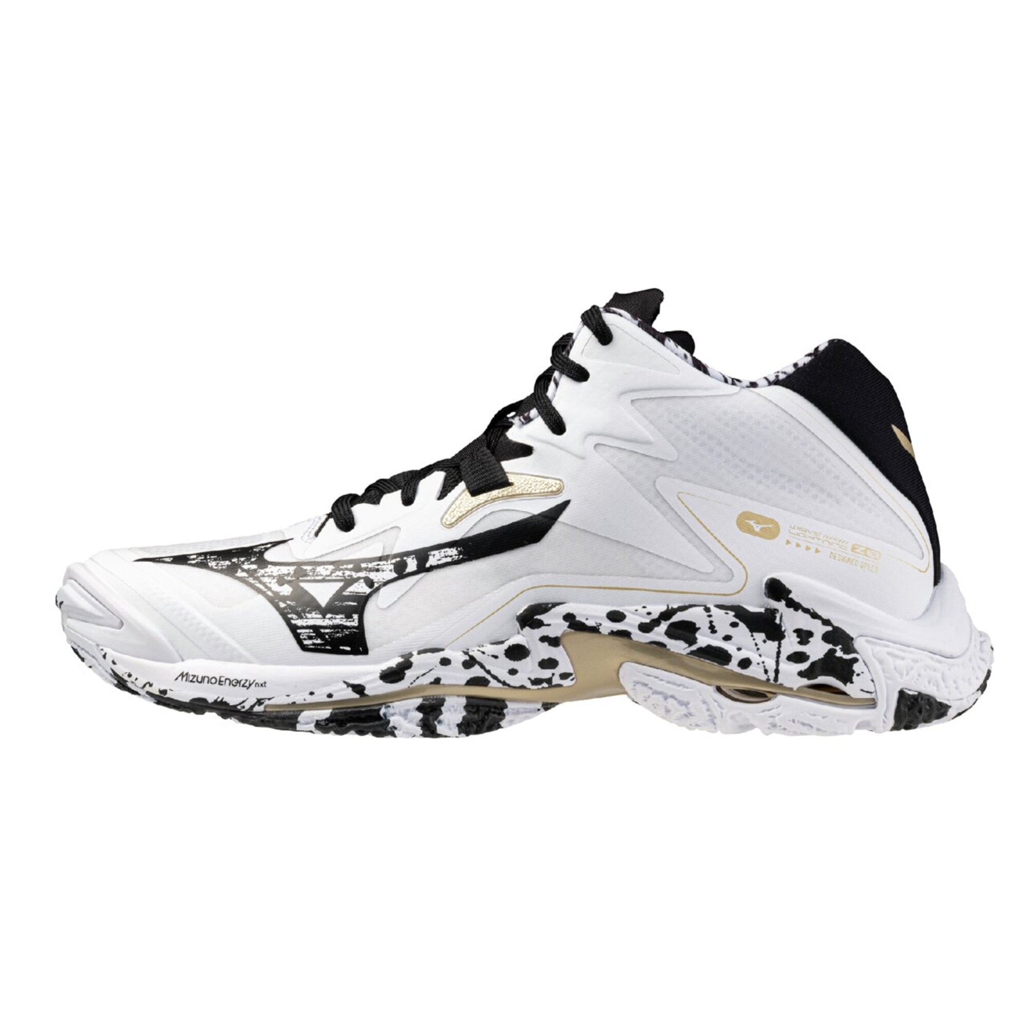 WAVE LIGHTNING Z8 MID – Mizuno Singapore